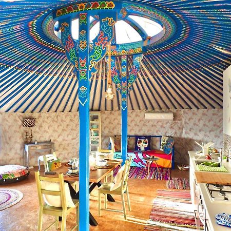 Exclusive Nirvana Yurts Glamping Като Дрис Екстер'єр фото