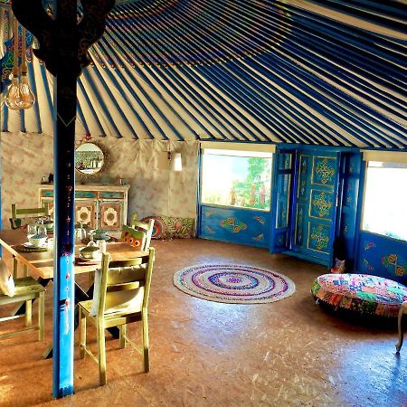 Exclusive Nirvana Yurts Glamping Като Дрис Екстер'єр фото