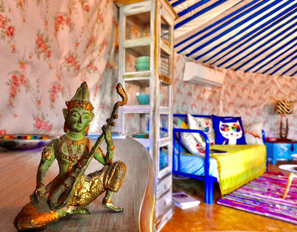 Exclusive Nirvana Yurts Glamping Като Дрис Екстер'єр фото
